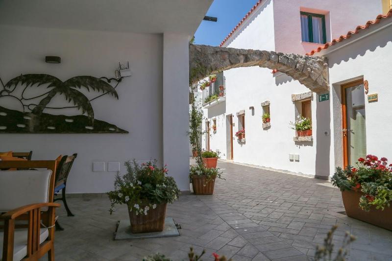 Olbia Domus Inn Exterior photo