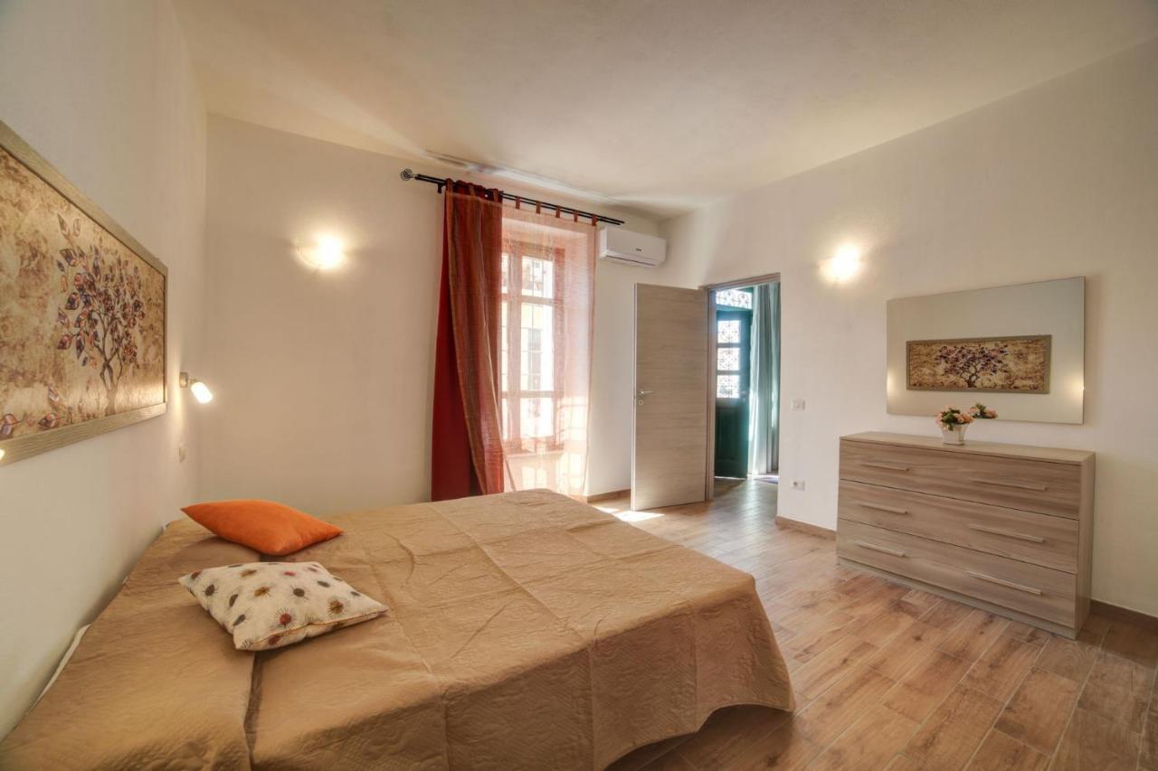 Olbia Domus Inn Exterior photo